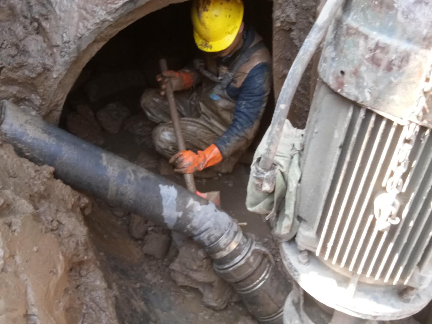 本号镇管道清淤